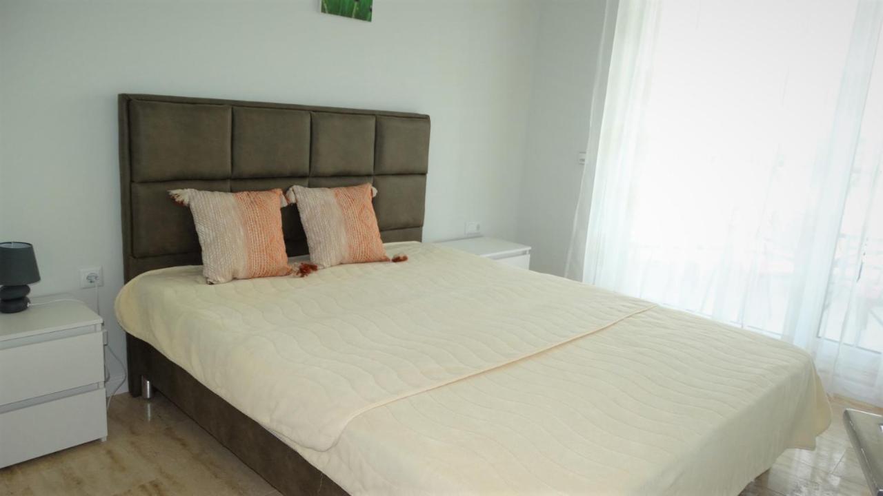 July'S Island Deluxe Apartment Chernomorets Exterior photo