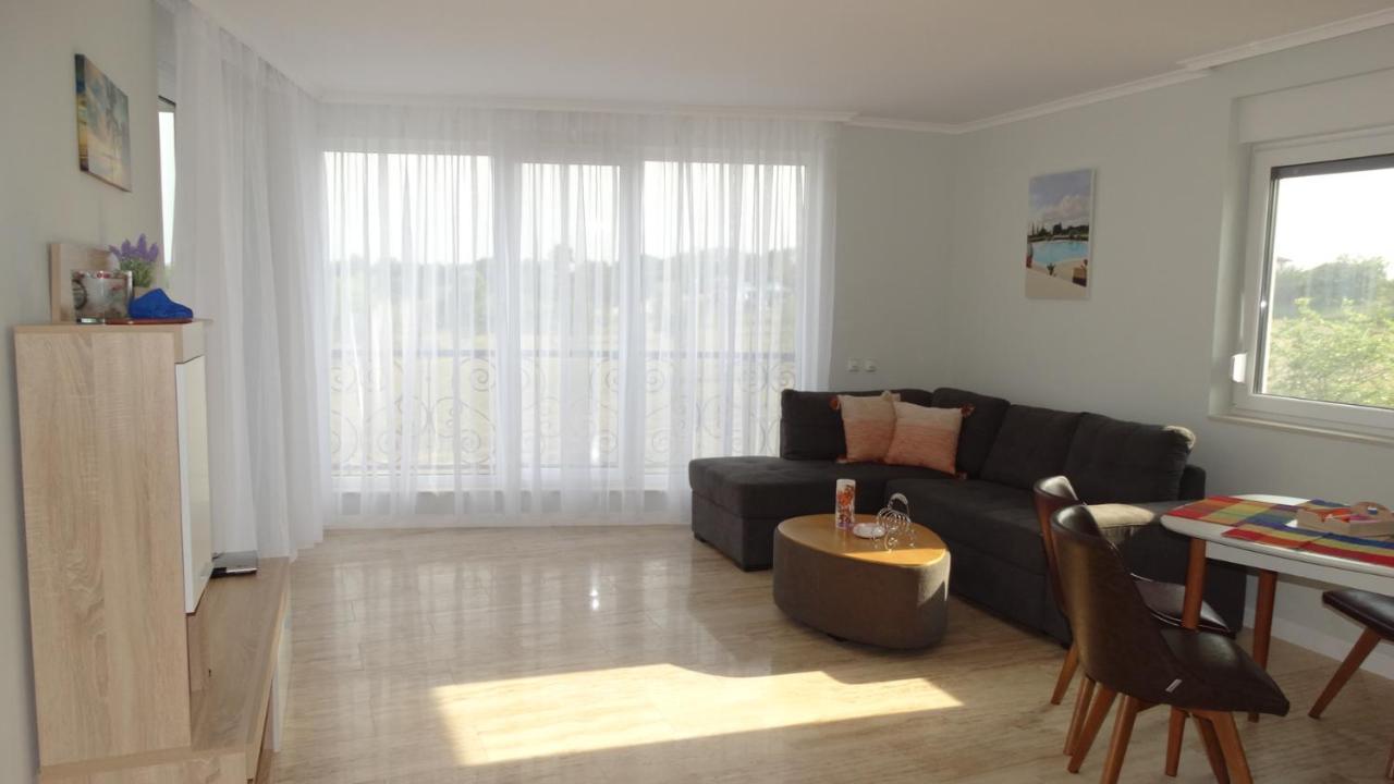 July'S Island Deluxe Apartment Chernomorets Exterior photo